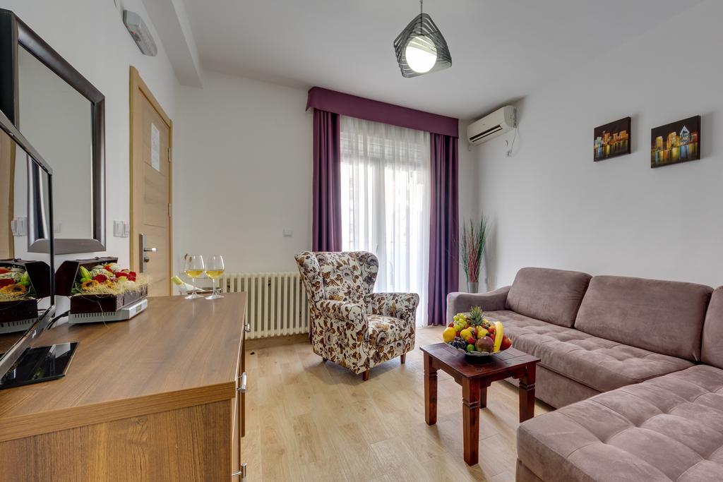 Hotel Akapulco Sutomore Ruang foto